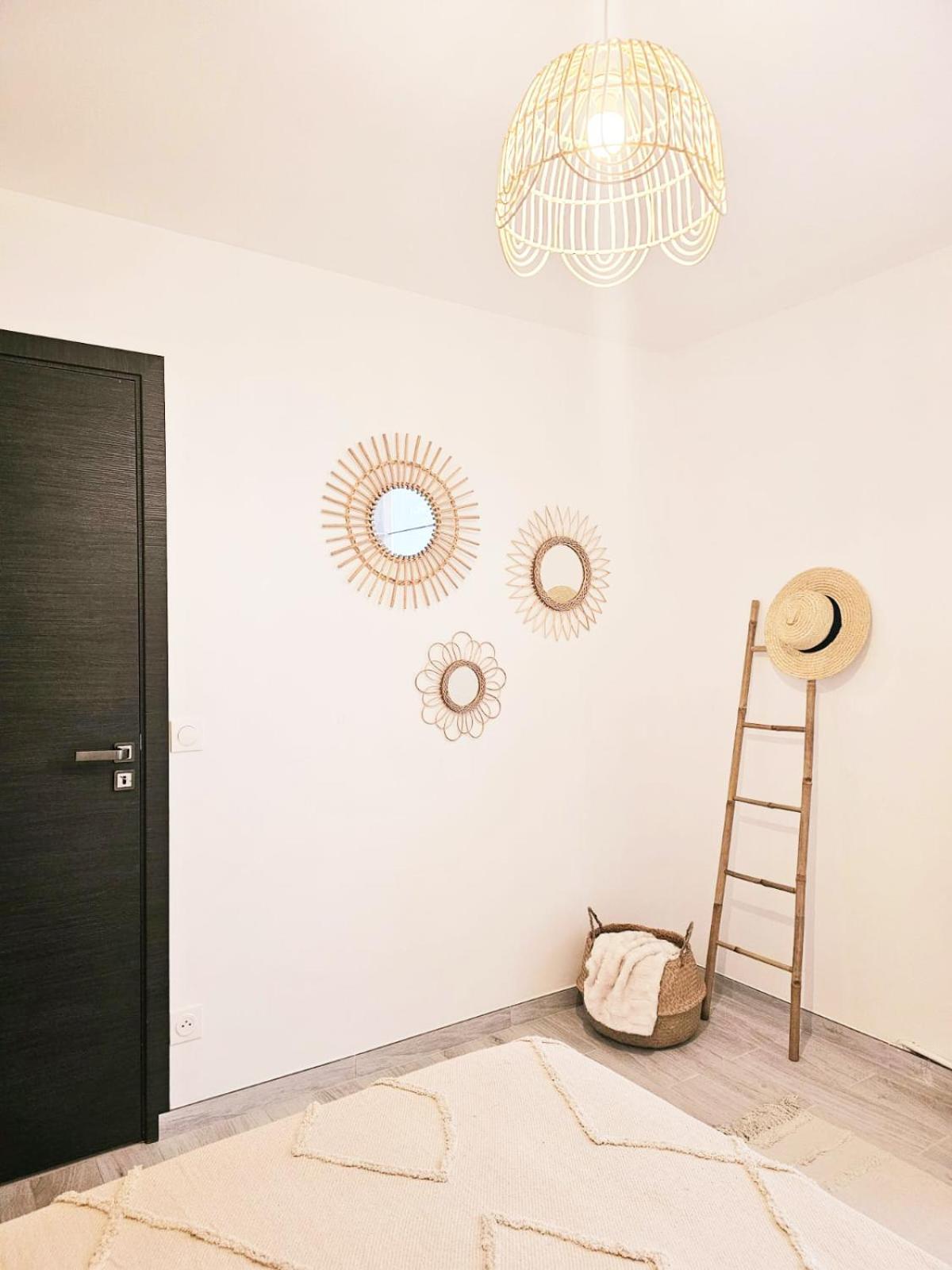 Bed & Breakfast - Entre Paris & Disneyland Apartment Roissy-en-Brie Luaran gambar
